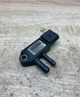 Volkswagen Golf VI Exhaust gas pressure sensor 076906051B 51MPP0203 TN3