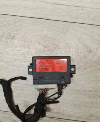 Skoda Superb B5 (3U) Other control units/modules A000471 0704110061049 XG4C5701