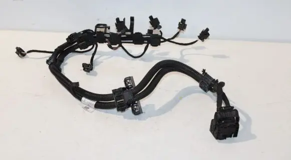 BMW 3 G20 G21 Fuel injector wires 8658838