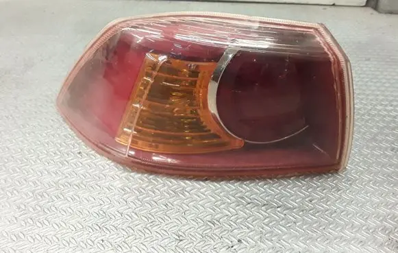 Mitsubishi Lancer VIII Rear/tail lights