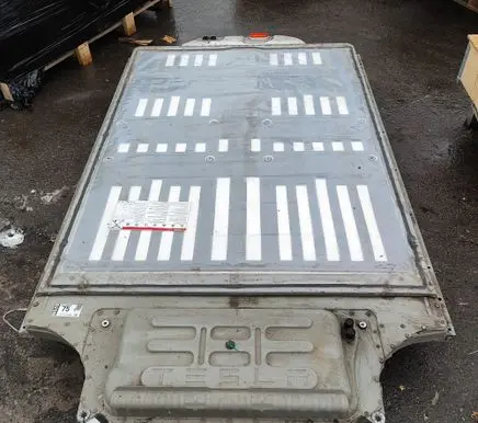 Tesla Model S Hybrid / electric car battery 108879400A