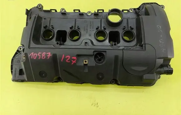 Peugeot 207 Rocker cam cover M03017B152