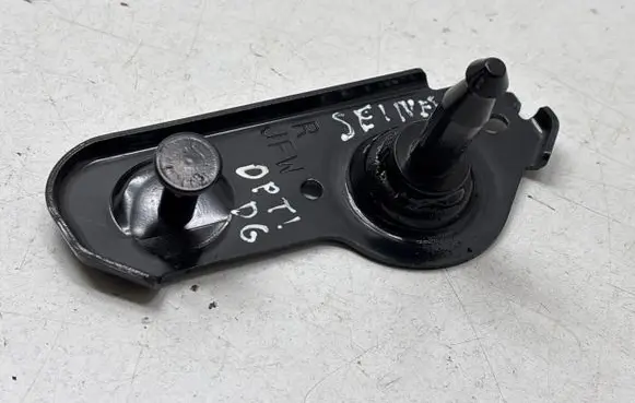 KIA Optima Seat adjustment handle 89752D4000