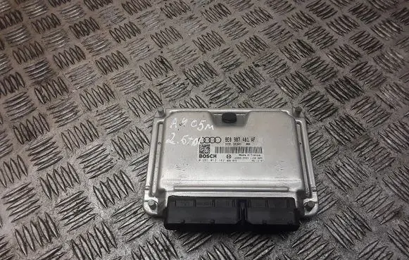 Audi A4 S4 B7 8E 8H Engine control unit/module 8E0907401AF 0281012142