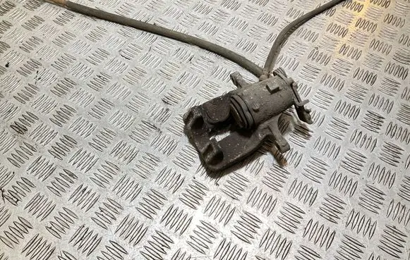 Opel Insignia A Rear brake caliper