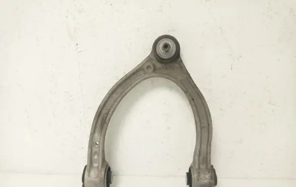 Mercedes-Benz C W205 Front lower control arm/wishbone A2053305501