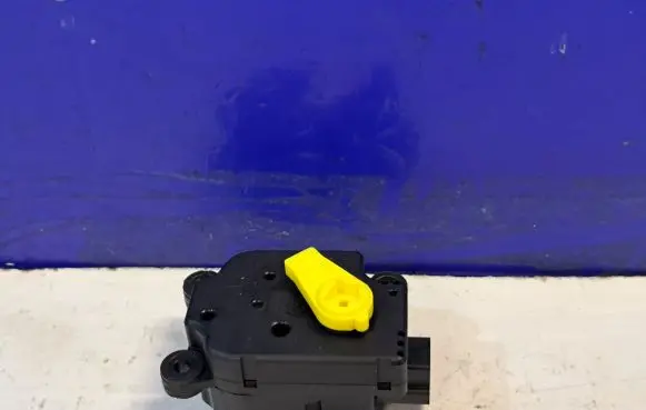 A/C air flow flap actuator/motor