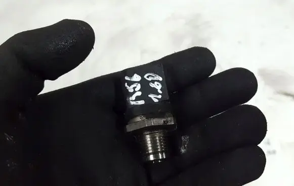 Fuel main line pipe