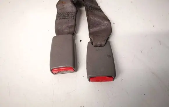 Honda Civic Middle seatbelt buckle (rear) 