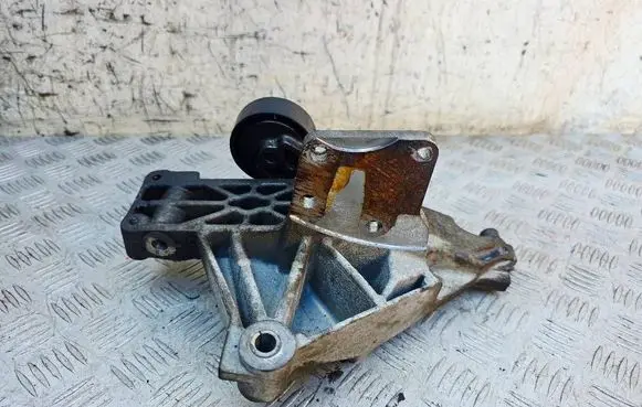 Alfa Romeo Mito Engine mounting bracket 46820385