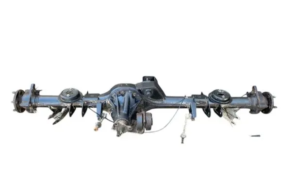 Land Rover Discovery Rear axle beam with reductor HRC112