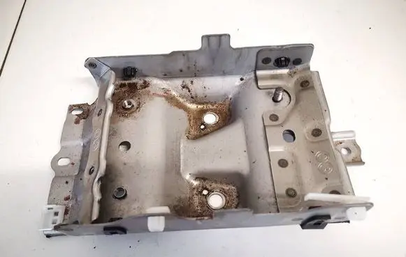 Battery bracket
