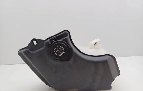 BMW 3 E46 Windshield washer fluid reservoir/tank 7007970