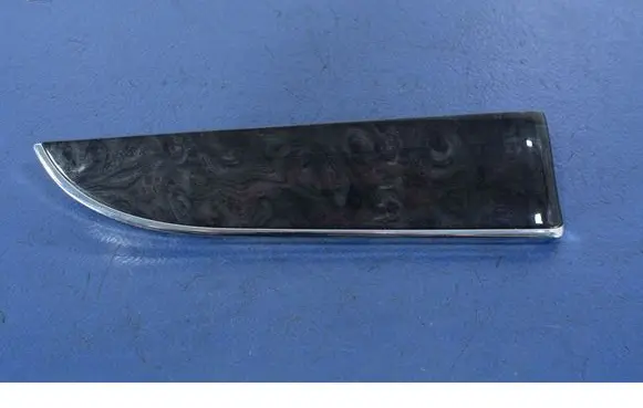 Chrysler Town u0026 Country V Side skirt rear trim 1RB81AAAAB