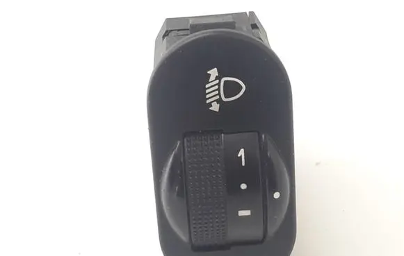Ford Mondeo MK II Headlight level height control switch 96FB13K069AA