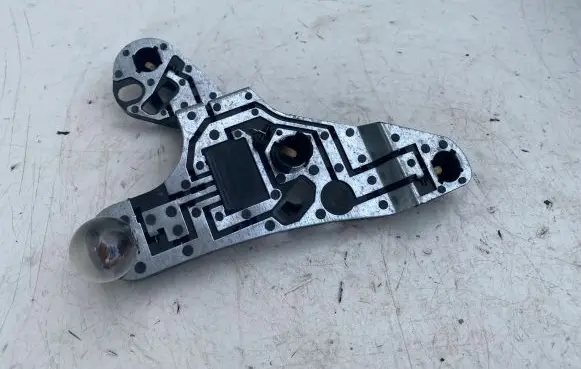 Toyota Avensis T250 Tail light bulb cover holder 89028786