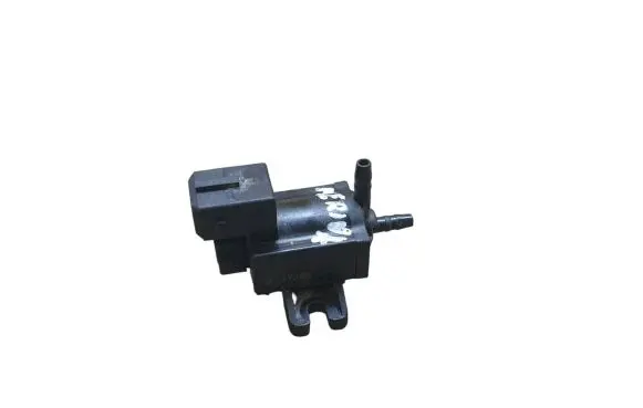 Vacuum valve