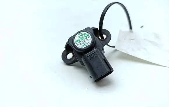Mercedes-Benz Vito Viano W639 Air pressure sensor A0041533228