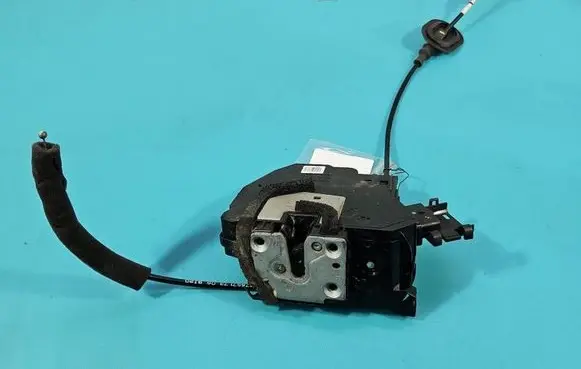Renault Fluence Rear door lock 825030019R IMPRK1581481