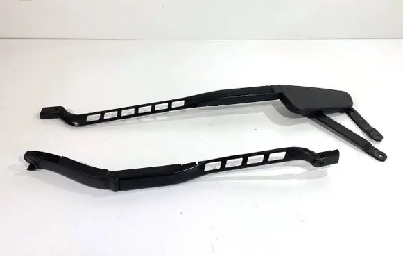 Mercedes-Benz ML W166 Front wiper blade arm 2402721724028055