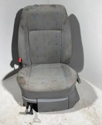 Volkswagen Transporter - Caravelle T5 Front driver seat 