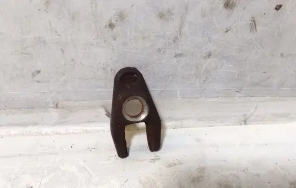 Nissan Primastar Fuel Injector clamp holder