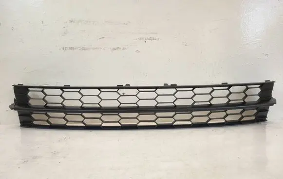 Skoda Rapid (NH) Front bumper lower grill 5JA853677AUTOAS2 5JA853677