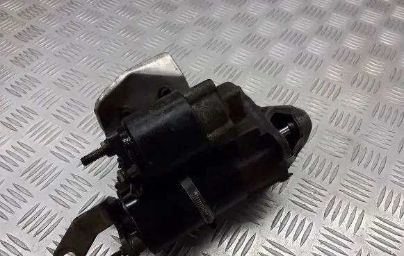 Volkswagen PASSAT B5.5 Starter motor