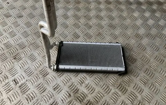 Subaru Legacy Heater blower radiator