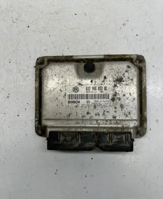 Volkswagen Touareg I Engine control unit/module 022906032BE 0261207565