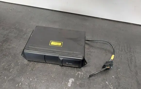 Volkswagen PASSAT B5.5 CD/DVD changer 1J6035111 CXCV1820LHC