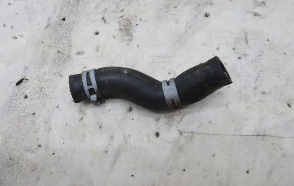 Renault Scenic III - Grand scenic III Engine coolant pipe/hose