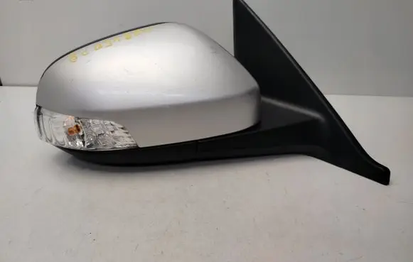Volvo S40 Front door electric wing mirror 