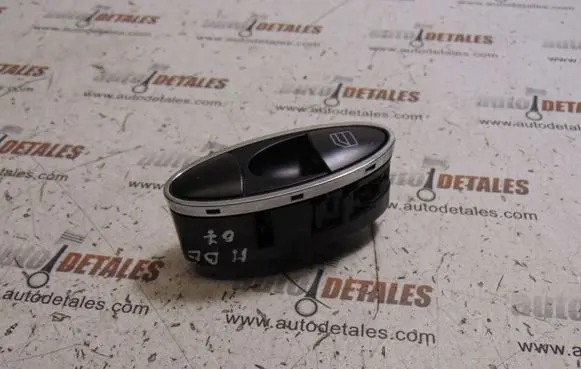Mercedes-Benz E W211 Electric window control switch A2118219958