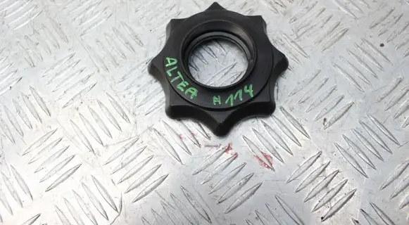Seat Altea XL Spare wheel bolt 