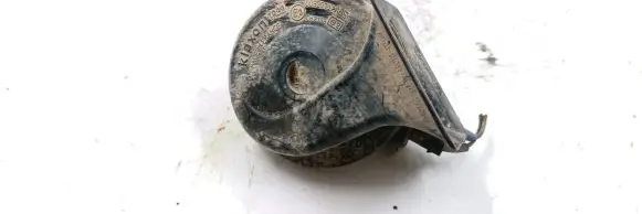 Audi A4 S4 B5 8D Horn signal 0092018 CH2139