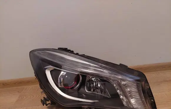 Mercedes-Benz CLA C117 X117 W117 Headlight/headlamp A1179068000