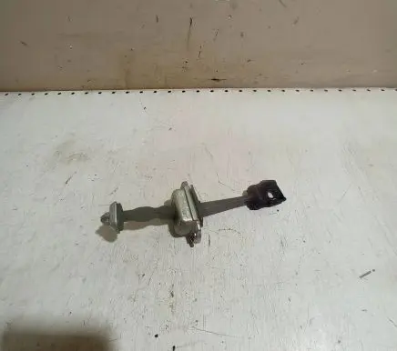 Skoda Octavia Mk2 (1Z) Front door check strap stopper 1Z0837249