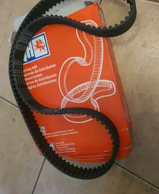 BMW 5 E28 Timing belt QTB155 138X285