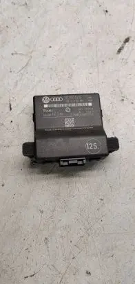 Volkswagen PASSAT B6 Gateway control module 3C0907530E 3C0907951