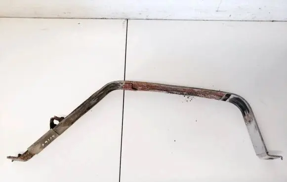 Honda CR-V Fuel tank mounting bracket 