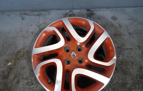 Renault Captur R18 alloy rim 