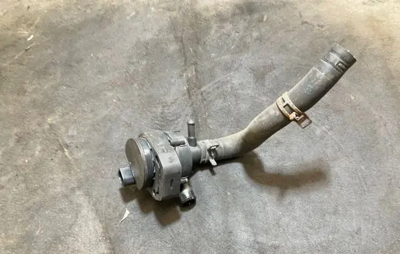 Mercedes-Benz CLS C218 X218 Electric auxiliary coolant/water pump A2118350028 3130591163