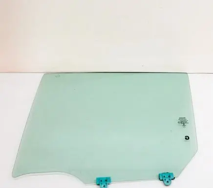Nissan Leaf II (ZE1) Rear door window glass 43R001583 823013NL0B