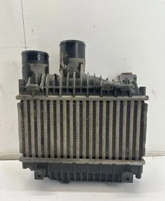 Toyota Avensis T250 Intercooler radiator 873067D