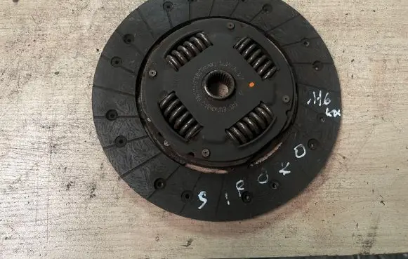 Volkswagen Scirocco Clutch pressure plate 03C141031F 04E141016K 03C141015P