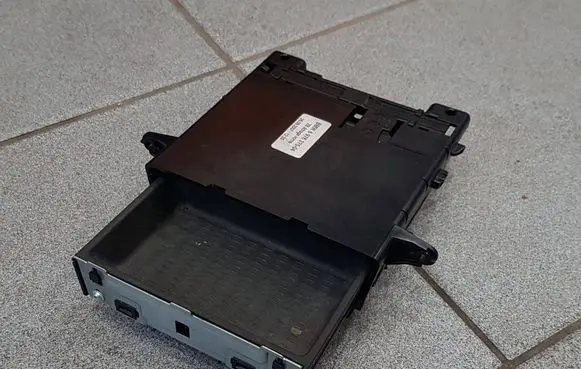 BMW 5 E60 E61 Car ashtray 6976376 51456976376 51456976375