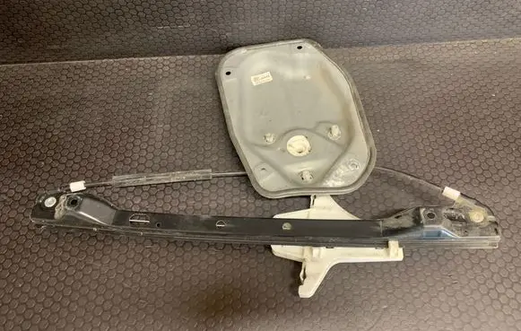 Volkswagen Golf V Rear door window regulator with motor 1K4839461A 1K5839461 5M0839461