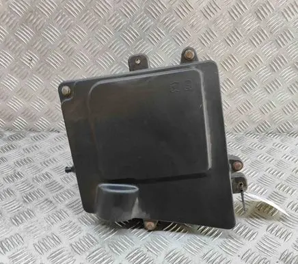 Opel Movano B Fuse box set 95511050 93168522