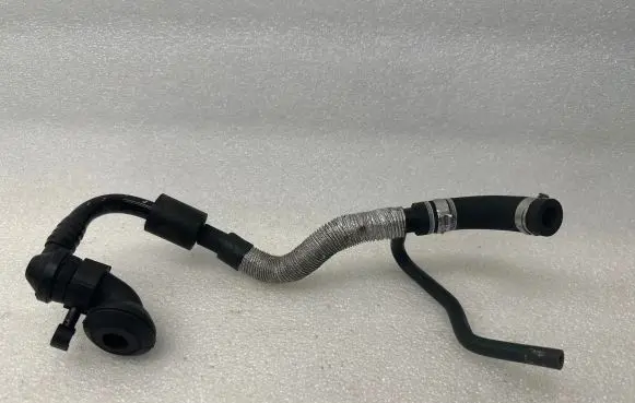 Audi A6 S6 C6 4F Vacuum line/pipe/hose 4F0611743D